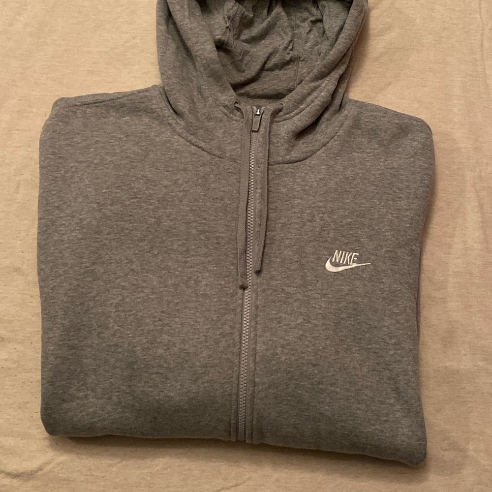 Men’s Grey Nike Zip Up Hoodie